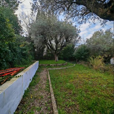 Magnifique Maison 150m²s/1230m² ter + Pkg et Garage double