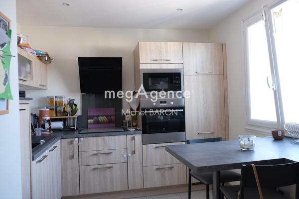 Maison à BOUESSAY, 53290 - 4 pièces 87m²