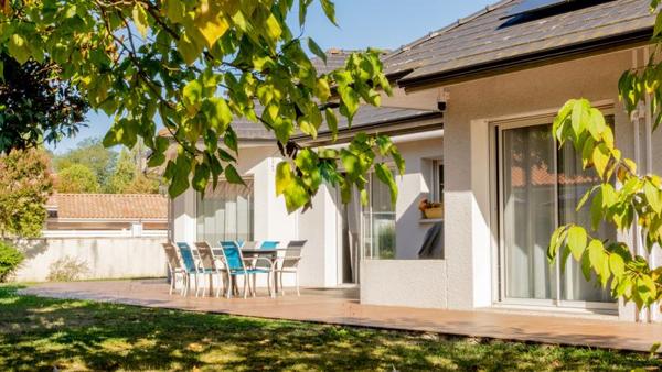 Maison à vendre 389 000 € Pau 6 p 204 m² DPE C