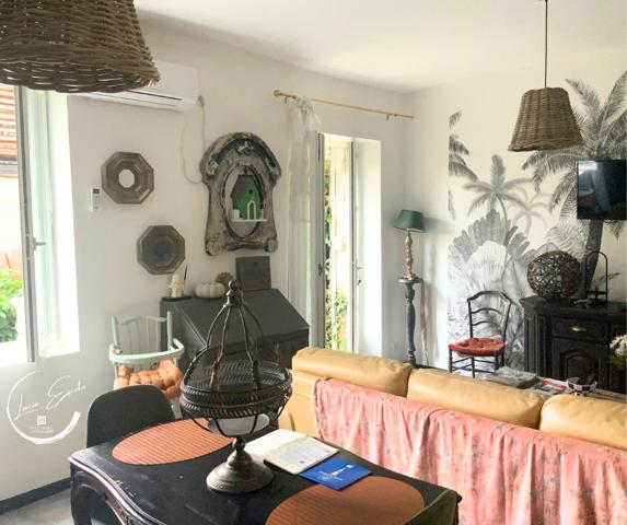 MONTLUÇON IMMEUBLE DE RAPPORT 3 APPARTEMENTS MEUBLÉS  AIRBNB EN ACTIVITÉ