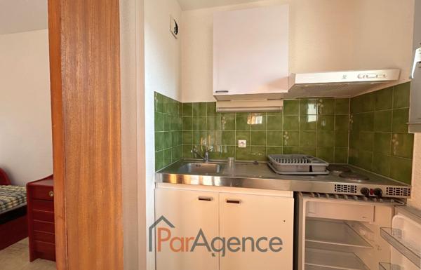 APPARTEMENT T1 dans un ensemble résidentiel, situé face à la