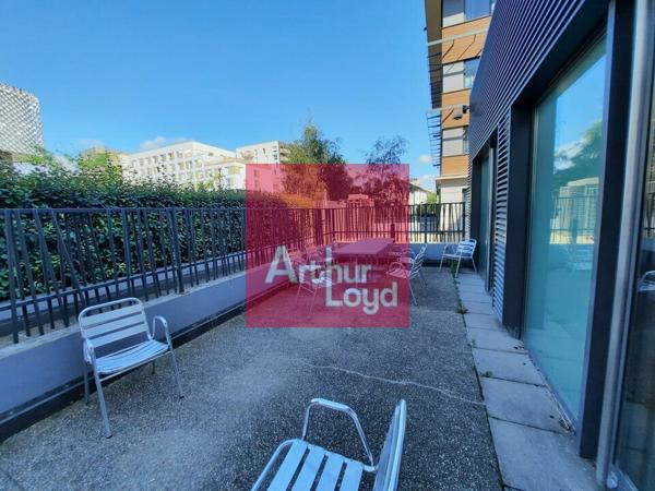 CLERMONT -FERRAND SECTEUR ESTAING CHU A VENDRE BUREAUX 3209 M² - 85 PLACES DE PARKING