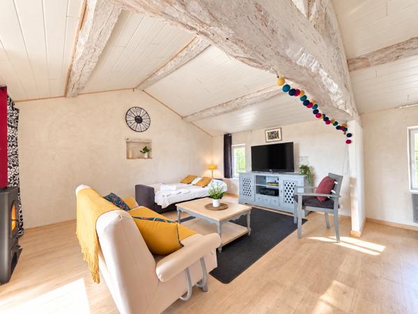 Maison
         24 pièces
        - 1059 m² Exclusivité 1 150 000 € *