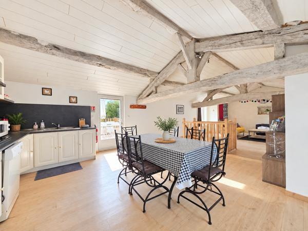 Maison
         24 pièces
        - 1059 m² Exclusivité 1 150 000 € *