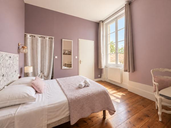 Maison
         24 pièces
        - 1059 m² Exclusivité 1 150 000 € *