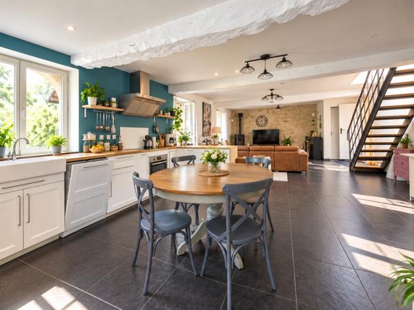 Maison
         24 pièces
        - 1059 m² Exclusivité 1 150 000 € *