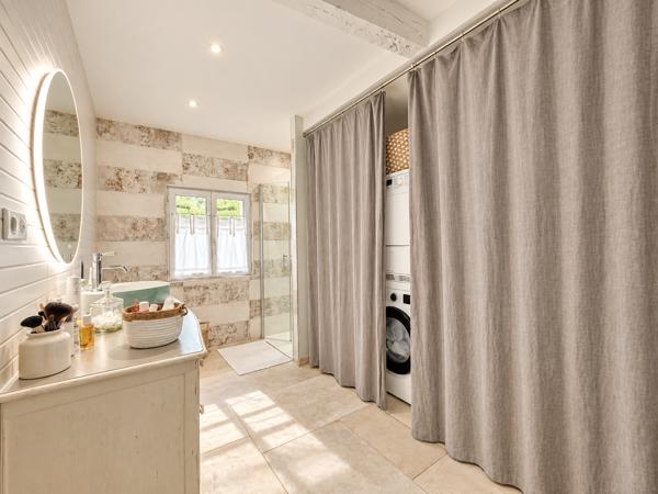 Maison
         24 pièces
        - 1059 m² Exclusivité 1 150 000 € *