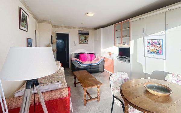 Appartement à vendre    1 pièce •  Juan-les-Pins - Antibes