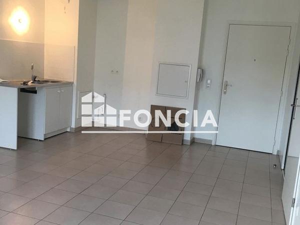 Location Appartement 2 pièces 43.1 m² - RUE JULES FERRY Linas 91310