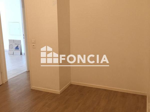 Location Appartement 2 pièces 43.1 m² - RUE JULES FERRY Linas 91310