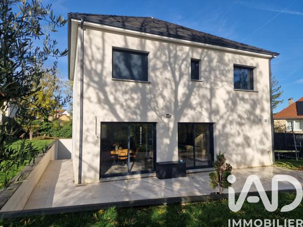 Maison à vendre 6 pièces 160 m² Plaisir