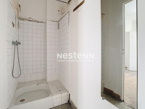 Local commercial Vanves 78.10 m2 + appartement 2 pièces 35.54 m²