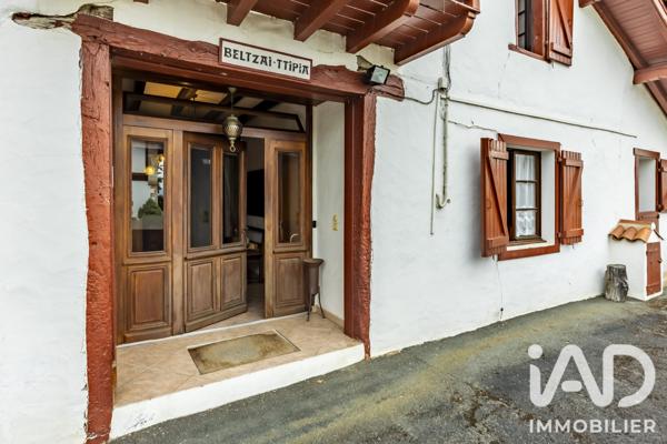 Maison à vendre 10 pièces 311 m² Espelette