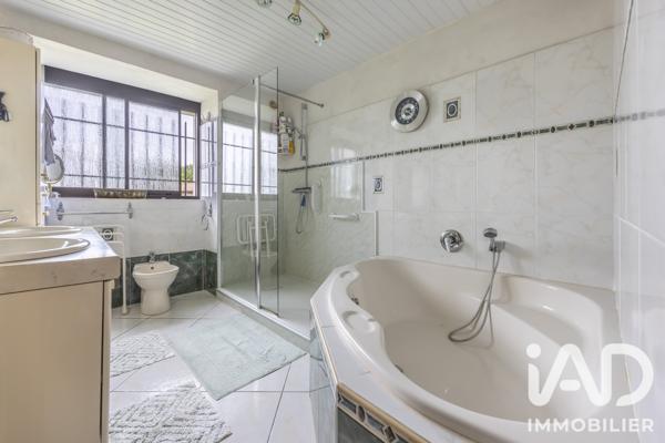 Maison à vendre 10 pièces 311 m² Espelette