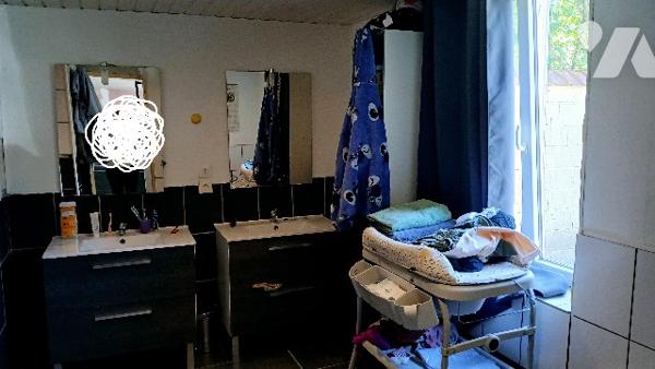 A VENDRE A LIOMER maison de 96 m² à finir de rénover