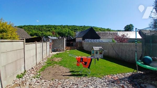 A VENDRE A LIOMER maison de 96 m² à finir de rénover