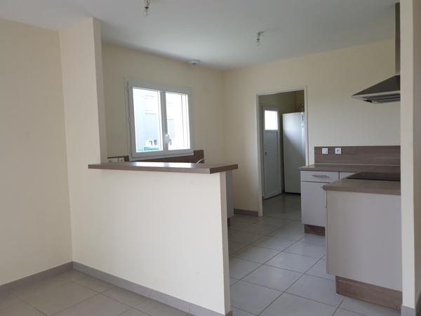 VOUNEUIL SOUS BIARD maison 101.05 m²