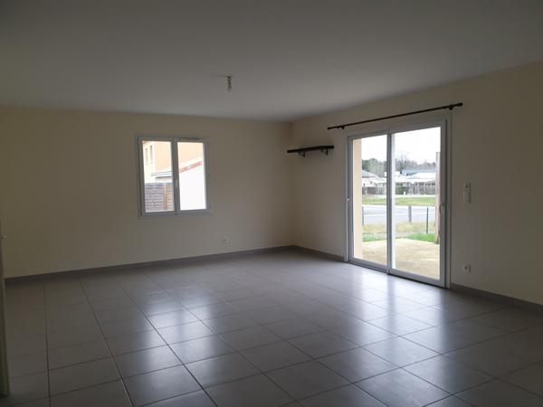 VOUNEUIL SOUS BIARD maison 101.05 m²