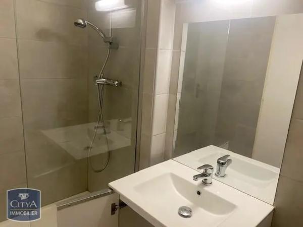 Appartement à louer 1 pièce 30.01m² Talence (33400)