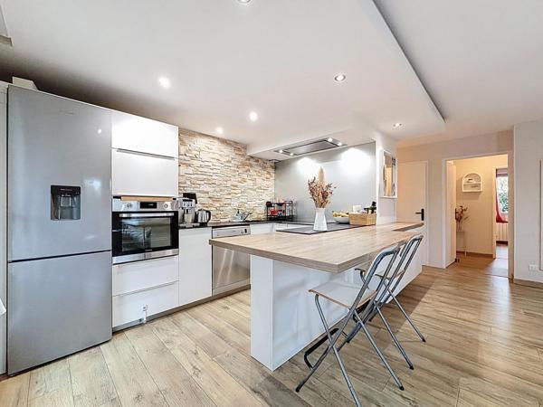 Appartement T3 avec parking et grand jardin privatif