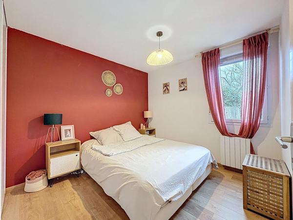 Appartement T3 avec parking et grand jardin privatif