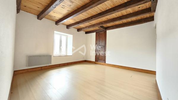 Immeuble, un local commercial et deux appartements