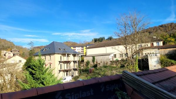 Appartement rénové avec de nombreux atouts.