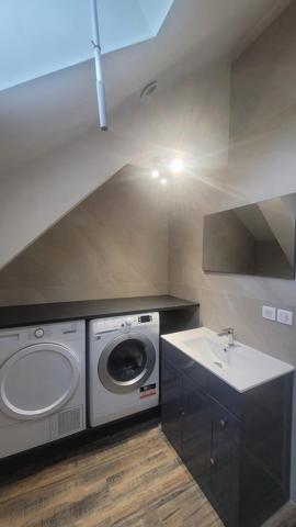 Appartement rénové avec de nombreux atouts.