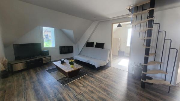 Appartement rénové avec de nombreux atouts.