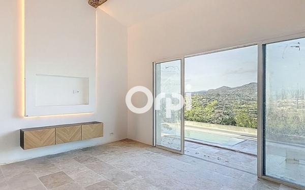 Maison à vendre    4 pièces •  Sainte-Maxime