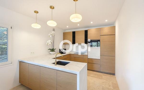 Maison à vendre    4 pièces •  Sainte-Maxime