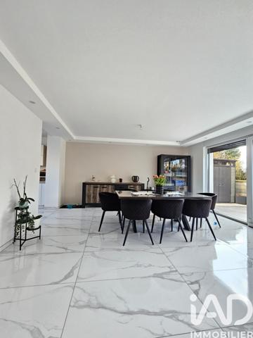 Maison à vendre 5 pièces 144 m² Neufchef