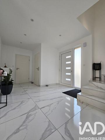 Maison à vendre 5 pièces 144 m² Neufchef