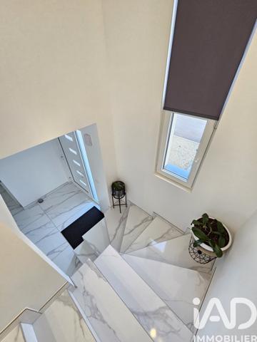 Maison à vendre 5 pièces 144 m² Neufchef