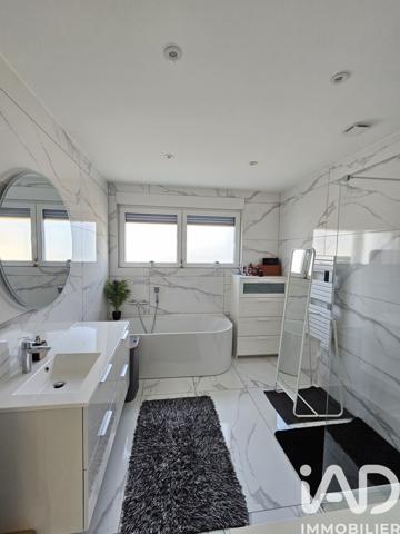 Maison à vendre 5 pièces 144 m² Neufchef