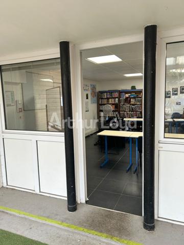 Bureaux à louer à Lille - Espaces de caractère avec parking et excellente accessibilité