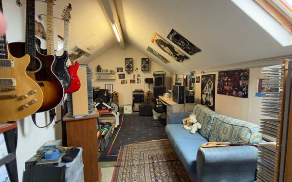 Maison à vendre    6 pièces • 116 m2 Neuilly-Plaisance