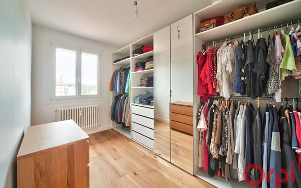 Appartement à vendre    4 pièces • 80,49 m2 Charnay-lès-Mâcon