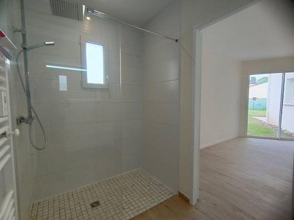 MAISON à SAINT PALAIS SUR MER