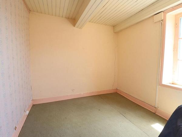 Maison Aubusson d'Auvergne 5 pièce(s) 85 m2 + terrain