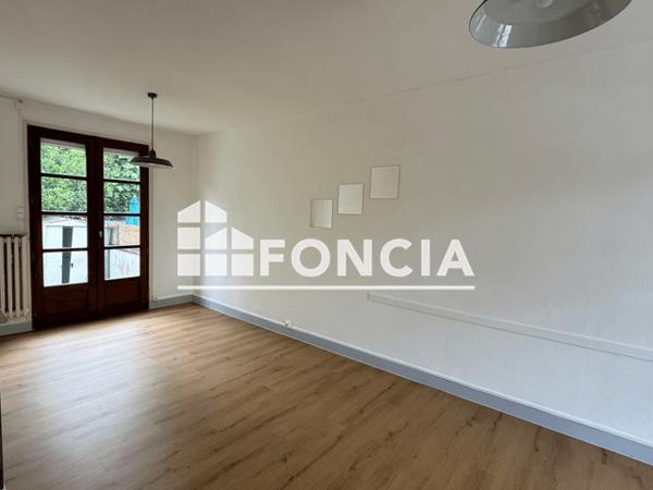Location Maison 4 pièces 67.32 m² - 1 CITE DES ROULLETS Angouleme 16000