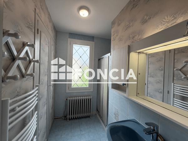 Location Maison 4 pièces 67.32 m² - 1 CITE DES ROULLETS Angouleme 16000