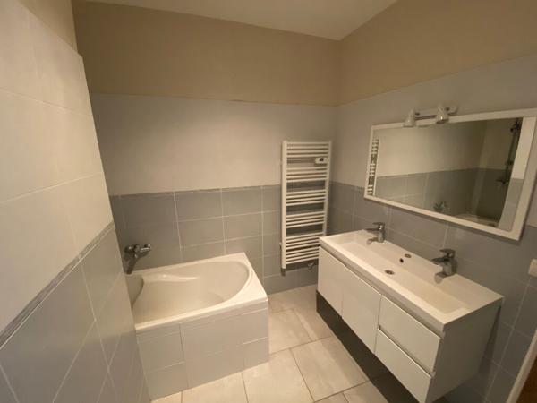 Appartement Gaillac 3 pièce(s) 62.22 m²