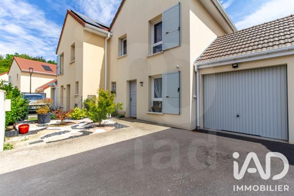 Maison à vendre 4 pièces 81,03 m² Saint-Maximin