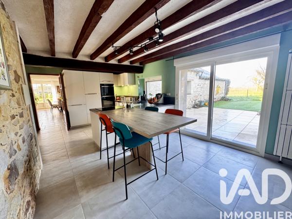 Maison à vendre 11 pièces 279 m² Loire-Authion