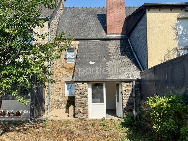 Vente
                Maison131,8 m² - 7 Pièces -
                    Pontorson (50170)
