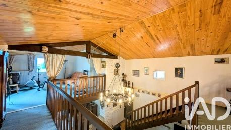 Maison à vendre 6 pièces 159 m² Suze-la-Rousse