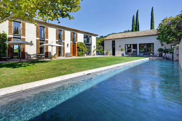 Vente Maison de luxe Aix-en-Provence 13 Pièces 1025 m²