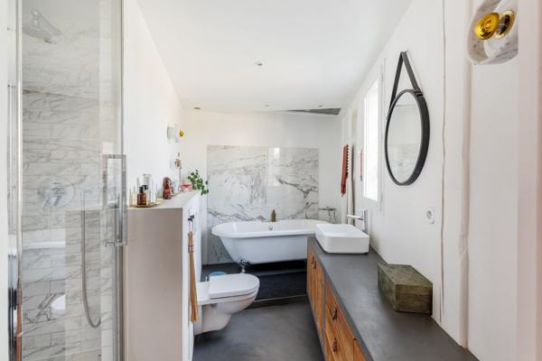 Vente Appartement de luxe Paris 18 6 Pièces 189.84 m²