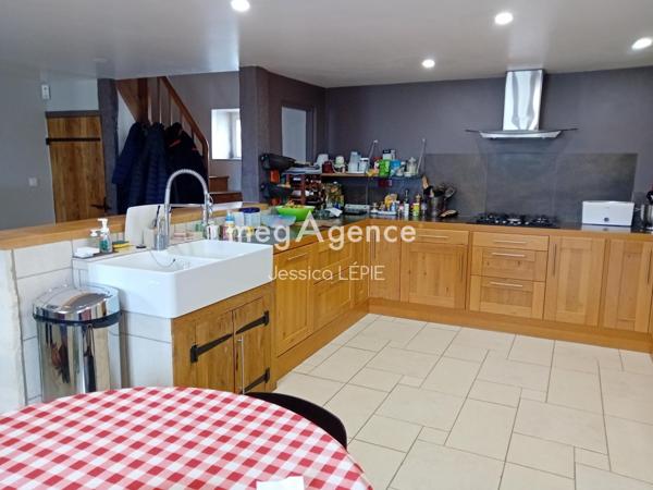 Maison à Villiers-en-Plaine, 79160 - 7 pièces 255m²